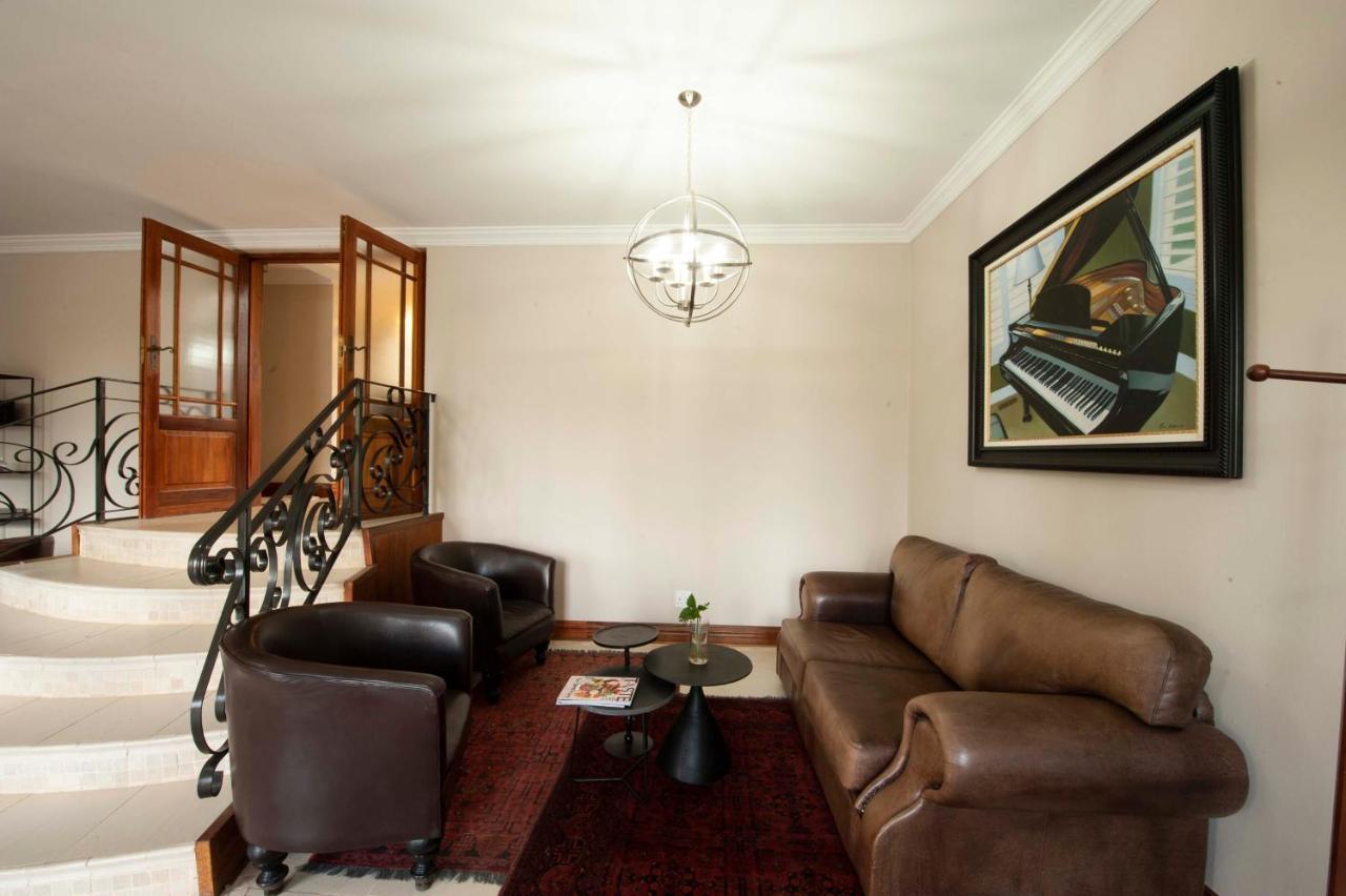 Hotel Il Castello à Clarens Extérieur photo