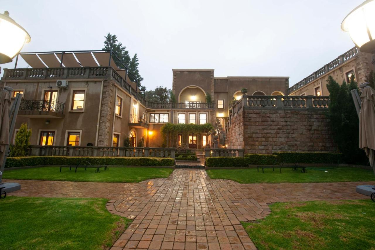 Hotel Il Castello à Clarens Extérieur photo