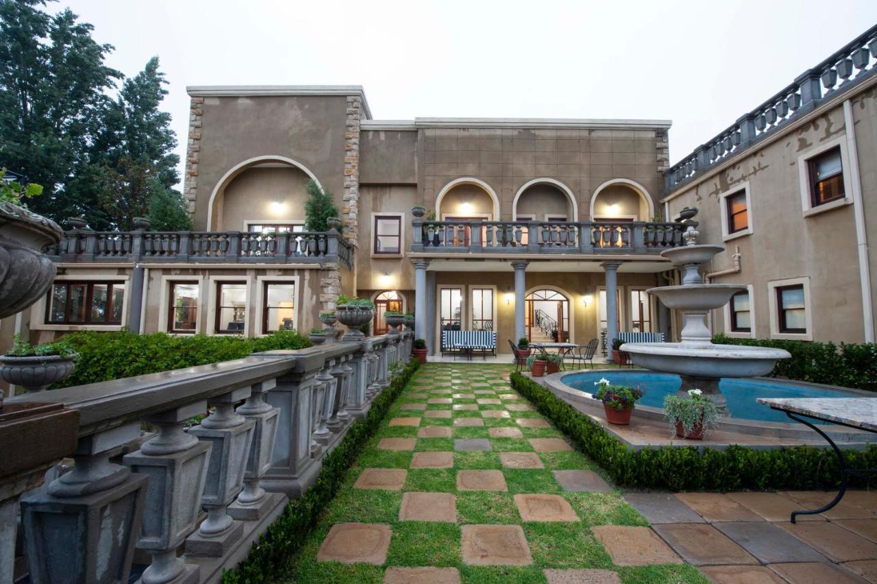 Hotel Il Castello à Clarens Extérieur photo